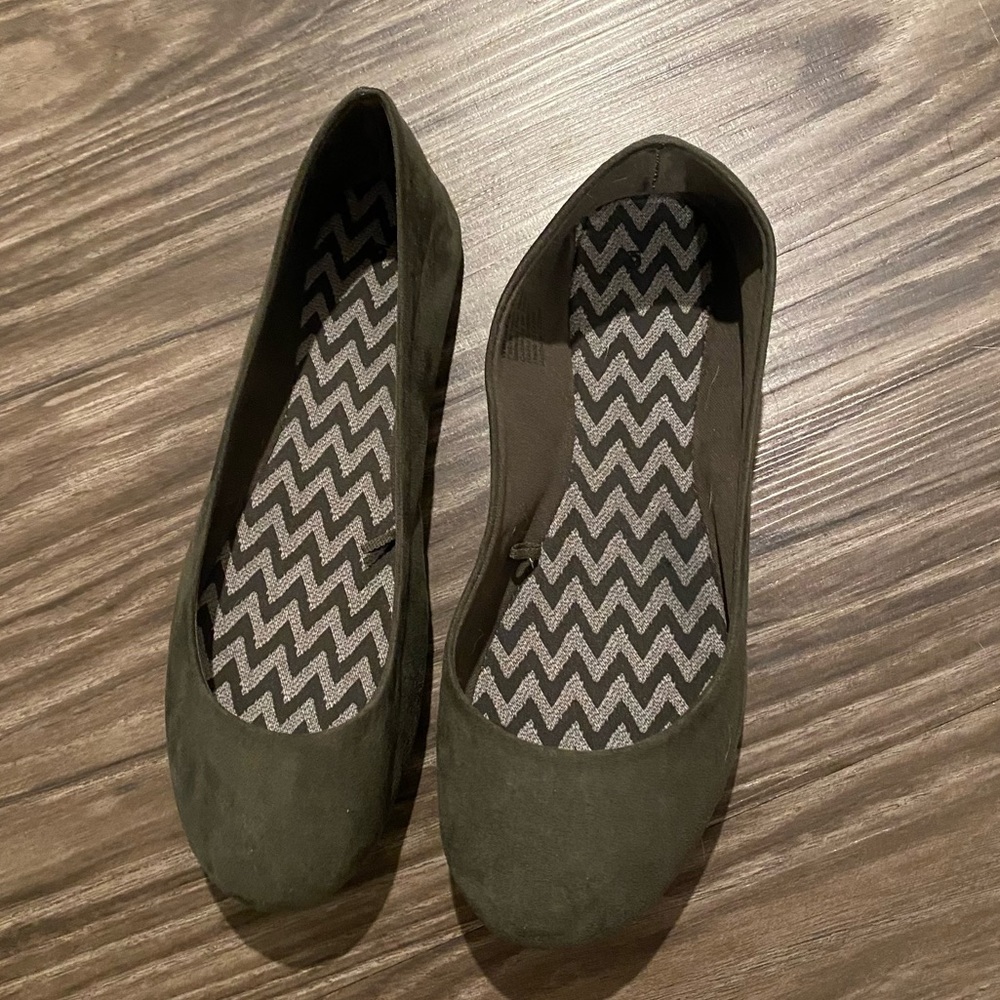 Size 6 Women Flats